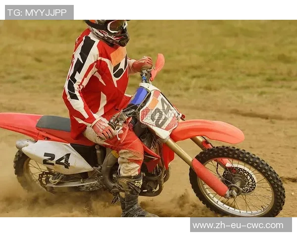 探索足球袜的极限之美最长的足球袜如何改变球场风格与运动表现